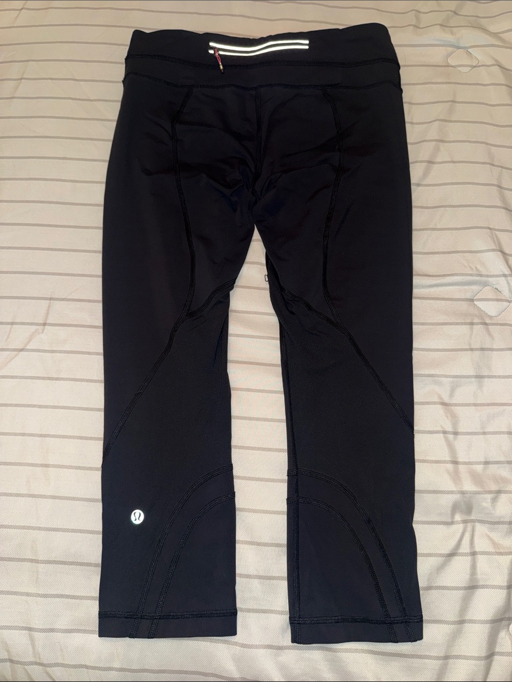lululemon athletica Black Cropped Athletic Leggings